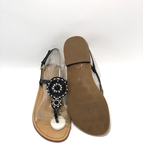 Ivanka Trump - Picture 2 of 5